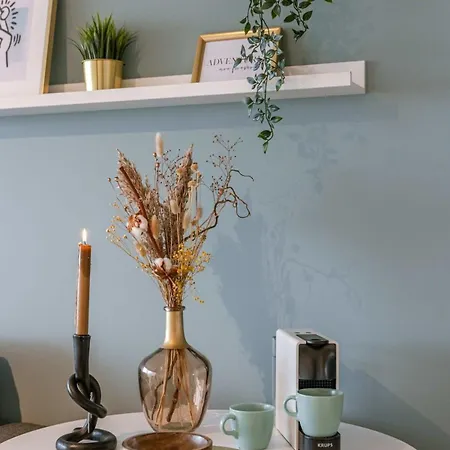 Huswell - Modern With Seaview And Parking *