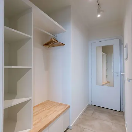 아파트 Huswell - Modern With Seaview And Parking 블랑켄베르크