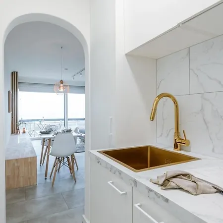 아파트 Huswell - Modern With Seaview And Parking 블랑켄베르크