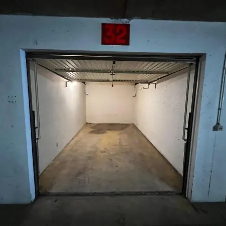 Huswell - Modern With Seaview And Parking *