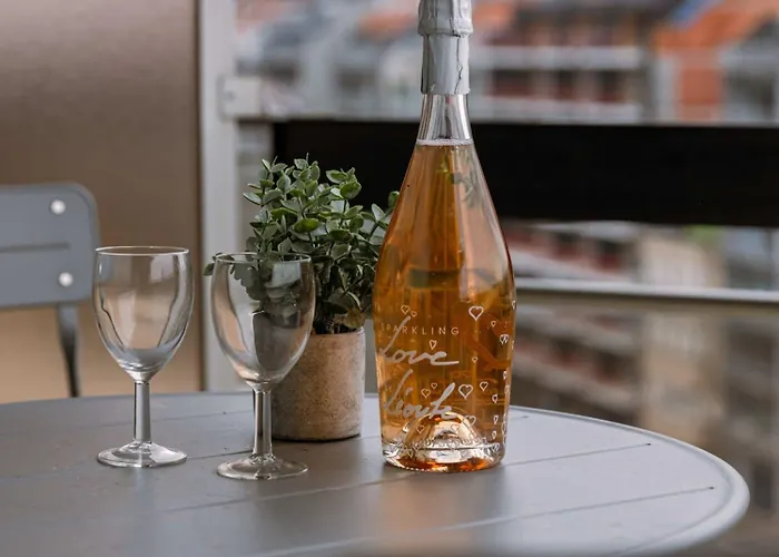 דירה Huswell - Modern With Seaview And Parking